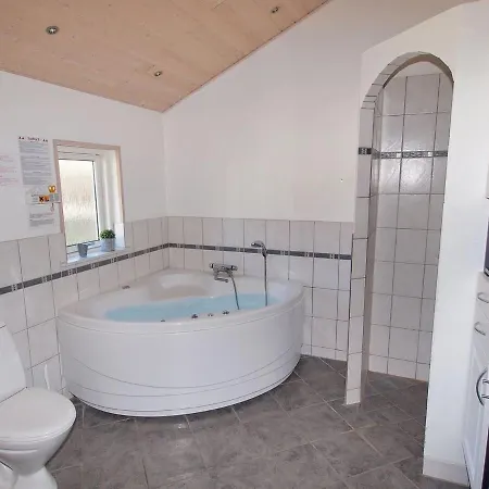 Holiday home Birthe - 800m From The Sea In Lolland- Falster And Mon By Interhome Boto By