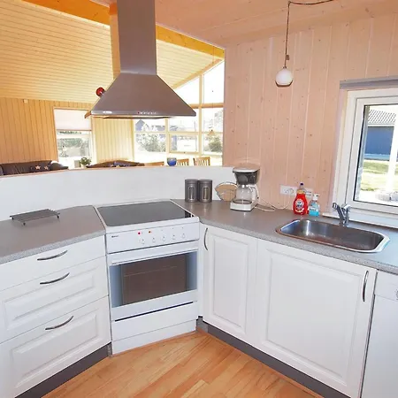 Birthe - 800m From The Sea By Interhome * Bøtø By