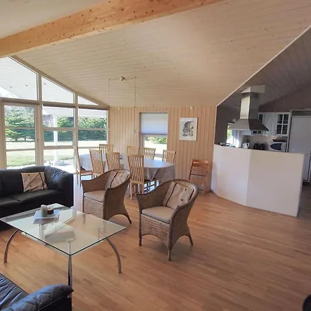 Feriehus Birthe - 800m From The Sea By Interhome Bøtø By