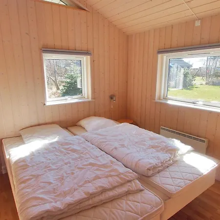 Semesterbostad Birthe - 800m From The Sea By Interhome Bøtø By
